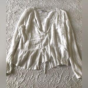 Hollister Cream V-Neck Tie-Front Peplum Blouse